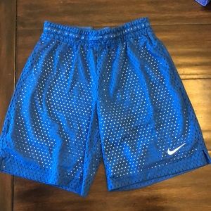 girls Nike basketball sports shorts blue, YL